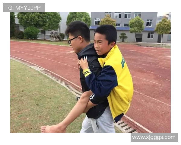 地质学视角下的足球场地选择与运动员表现的关系探讨